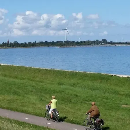 Idyllic Country House To Ijsselmeer Apartamento